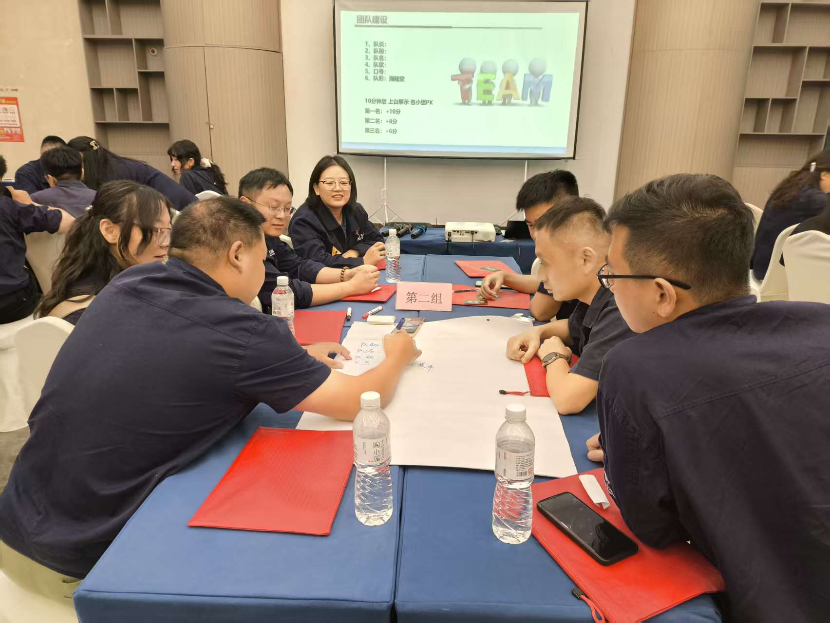 進(jìn)修班現(xiàn)場02.jpg 進(jìn)修班現(xiàn)場02.jpg